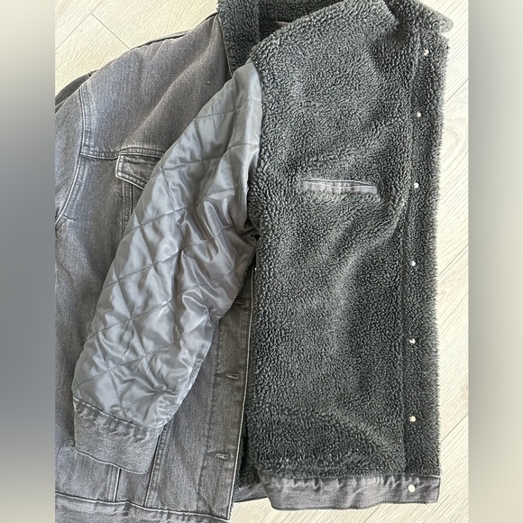 Wilfred Sherpa Lined Denim Jacket - Picture 10 of 11